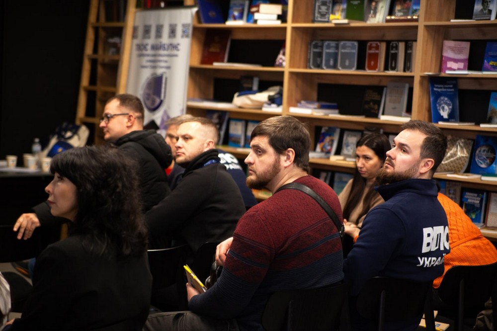 ВПО з Нікопольщини і начальник РВА взяли участь у всеукраїнської зустрічі «Разом до рішень» (фото)