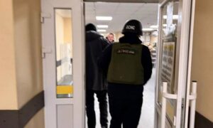 Троє поранених у Нікополі і районі, понівечено пожежну частину, гуртожиток, будинки, також під ударом ворога був Самарівський район (фото)