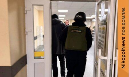 Троє поранених у Нікополі і районі, понівечено пожежну частину, гуртожиток, будинки, також під ударом ворога був Самарівський район (фото)