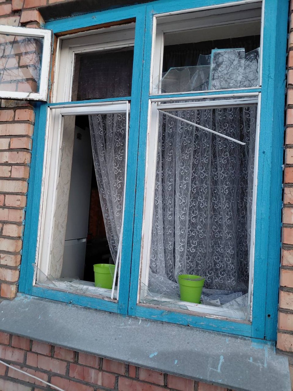 Ворог накрив Нікопольщину «Градом», є поранений у Павлоградському районі, на Синельниківщині пошкоджене пожежне депо (фото) Ворог накрив Нікопольщину «Градом», є поранений у Павлоградському районі, на Синельниківщині пошкоджене пожежне депо (фото)