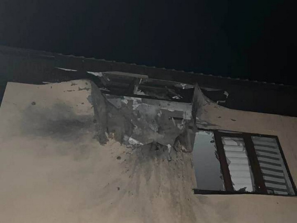 Ворог накрив Нікопольщину «Градом», є поранений у Павлоградському районі, на Синельниківщині пошкоджене пожежне депо (фото) Ворог накрив Нікопольщину «Градом», є поранений у Павлоградському районі, на Синельниківщині пошкоджене пожежне депо (фото)