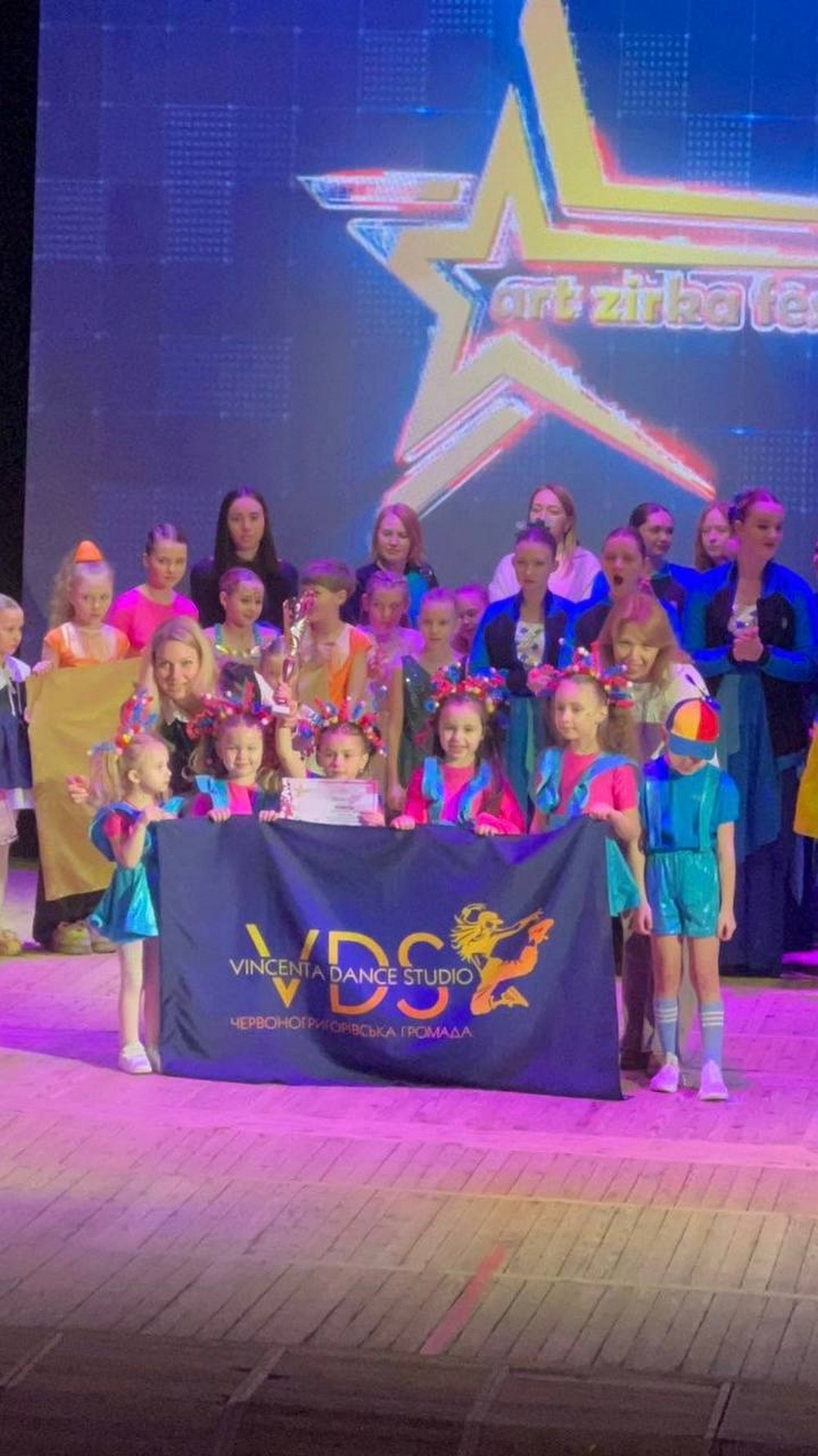 2 Гран-прі, 4 перших місця і не тільки: блискучий виступ танцюристів з Нікопольщини на фестивалі у Дніпрі (фото)