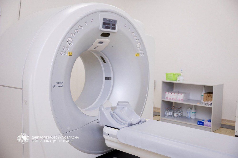 У лікарні Дніпра, де допомагають пацієнтам з онкологією, з’явилася єдина в Україні камера Brainlab У лікарні Дніпра, де допомагають пацієнтам з онкологією, з’явилася єдина в Україні камера Brainlab