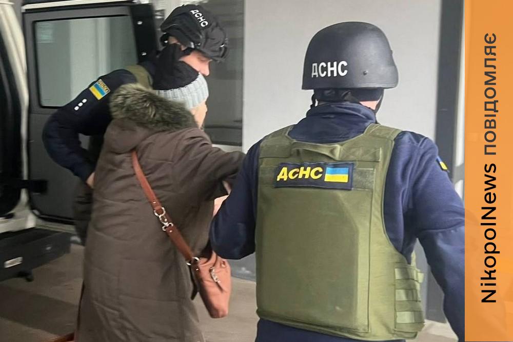 У Нікополі внаслідок артобстрілу поранено жінку, під ударом ворога також були район і Криворіжжя (фото)