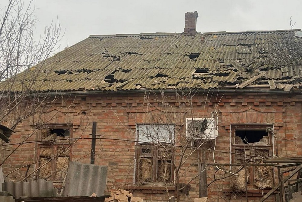 У Нікополі внаслідок артобстрілу поранено жінку, під ударом ворога також були район і Криворіжжя (фото) У Нікополі внаслідок артобстрілу поранено жінку, під ударом ворога також були район і Криворіжжя (фото)