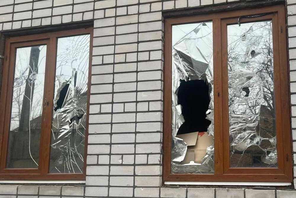 У Нікополі внаслідок артобстрілу поранено жінку, під ударом ворога також були район і Криворіжжя (фото) У Нікополі внаслідок артобстрілу поранено жінку, під ударом ворога також були район і Криворіжжя (фото)