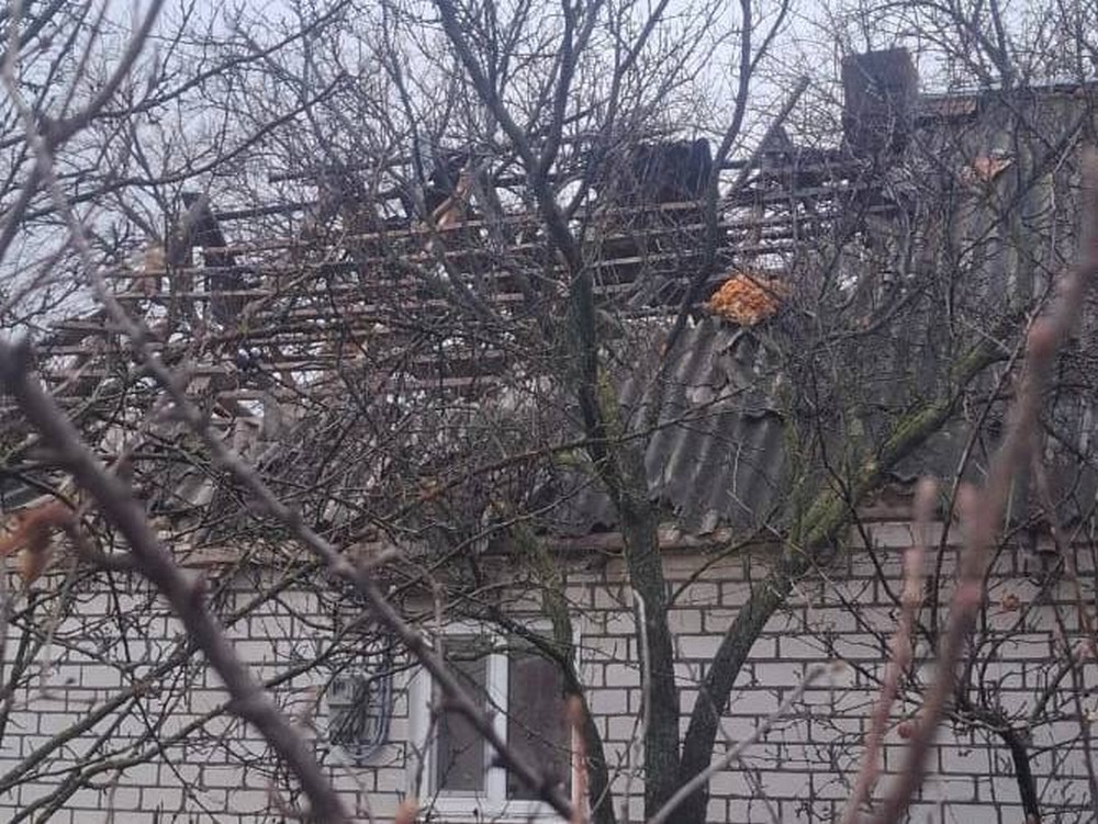 Нікополь і район, а також Синельниківщина, були під ворожими ударами вночі – є руйнування, сталася пожежа (фото) Нікополь і район, а також Синельниківщина, були під ворожими ударами вночі – є руйнування, сталася пожежа (фото)