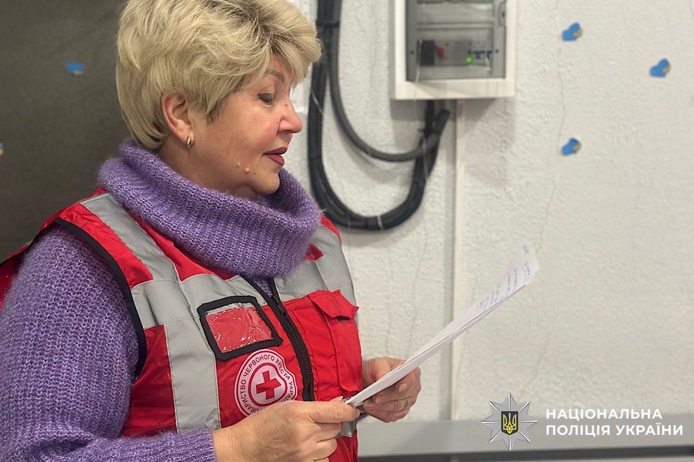 поліцейські Нікополя провели заняття з волонтерами Червоного хреста (фото) 3