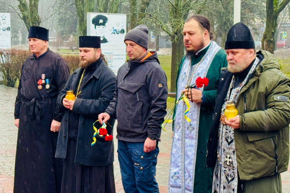 у Нікополі 5