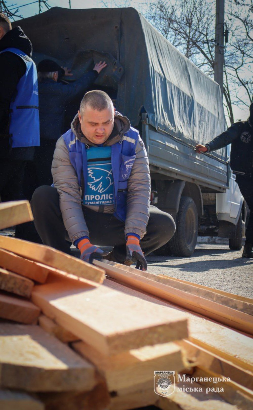 жителям Марганця 2