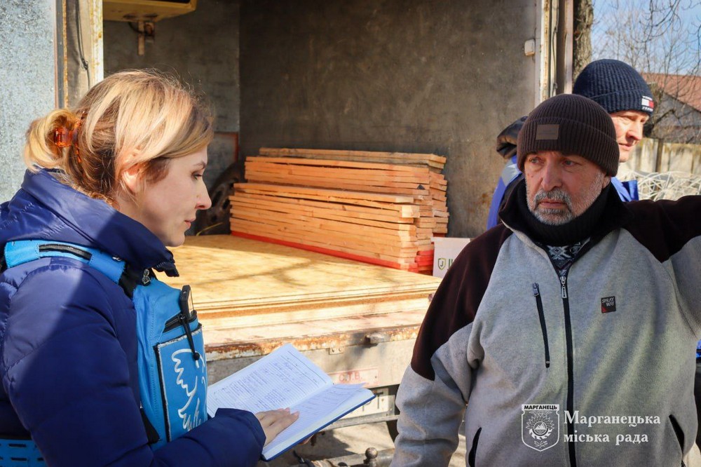 жителям Марганця 3