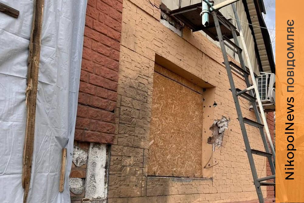 У Нікополі ще зросла кількість поранених, ворог атакував місто і район протягом дня, також під ударом були Криворізький, Самарівський і Синельниківський райони 1 У Нікополі ще зросла кількість поранених, ворог атакував місто і район протягом дня, також під ударом були Криворізький, Самарівський і Синельниківський райони