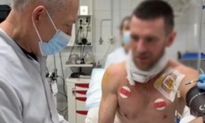 Діра в шиї і наскрізне пошкодження сонної артерії: у Дніпрі рятують бійця, долю якого вирішили секунди (відео)