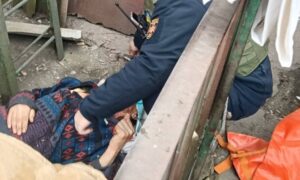 Є поранені у Нікополі і Кам’янському районі, пошкоджені лазня, підприємства, будинки, сталися пожежі (фото)