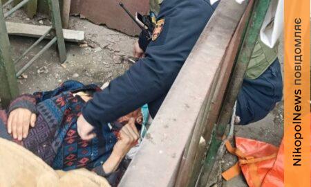 Є поранені у Нікополі і Кам’янському районі, пошкоджені лазня, підприємства, будинки, сталися пожежі (фото)