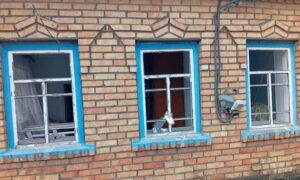 Нікополь від вогнем з вечора до ранку, ворог атакував також громади району, Криворіжжя, Синельниківщину і Дніпровський район