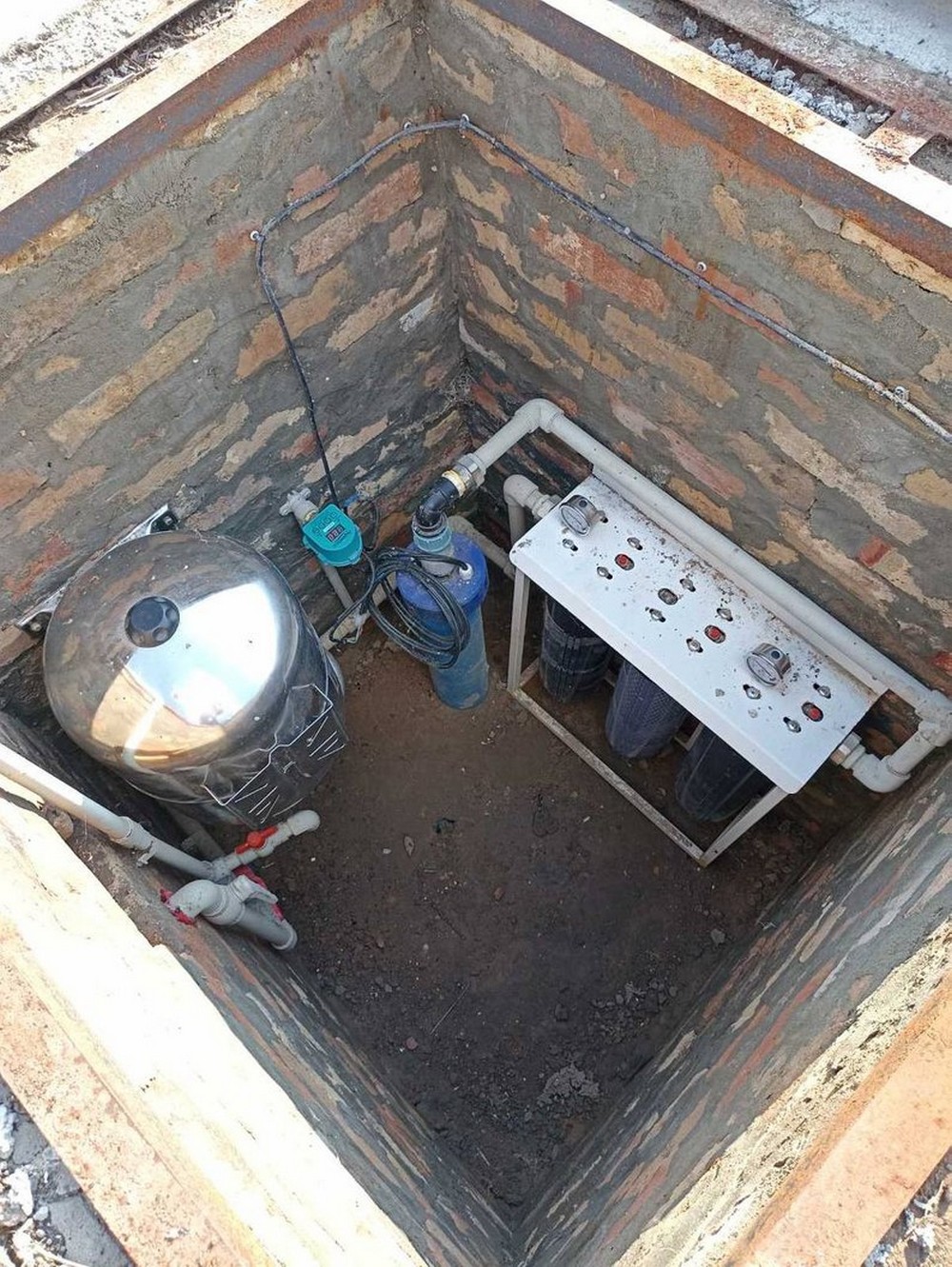 Перевірили воду зі свердловини на Нікопольщині: який результат – ЗМІ Перевірили воду зі свердловини на Нікопольщині: який результат – ЗМІ