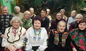 Життя може бути яскравим у будь-якому віці: як у Покрові організовують дозвілля для літніх людей (фото)