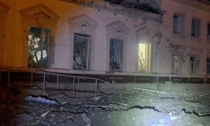 «Тільки привезли з полону нікопольського залізничника»… В УЗ прокоментували удар по вокзалу у Нікополі