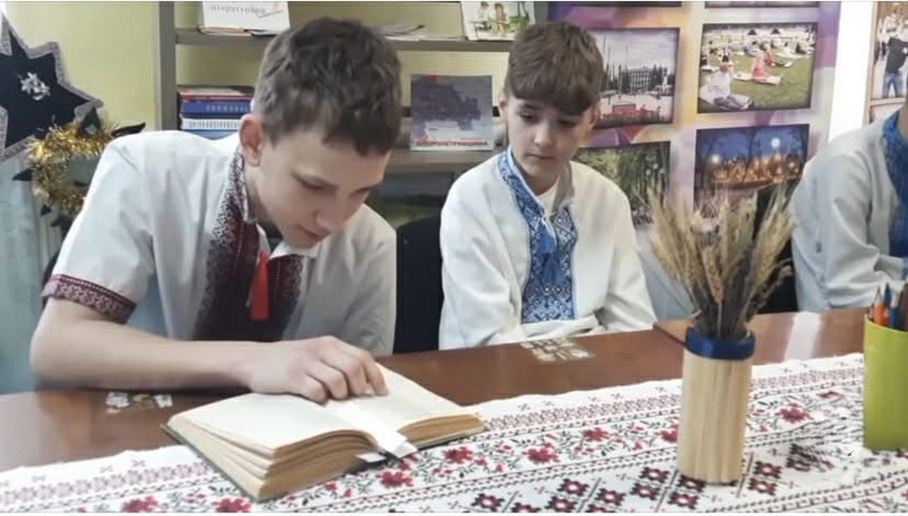 У Покрові сьогодні вшанували Тараса Шевченка (фото)