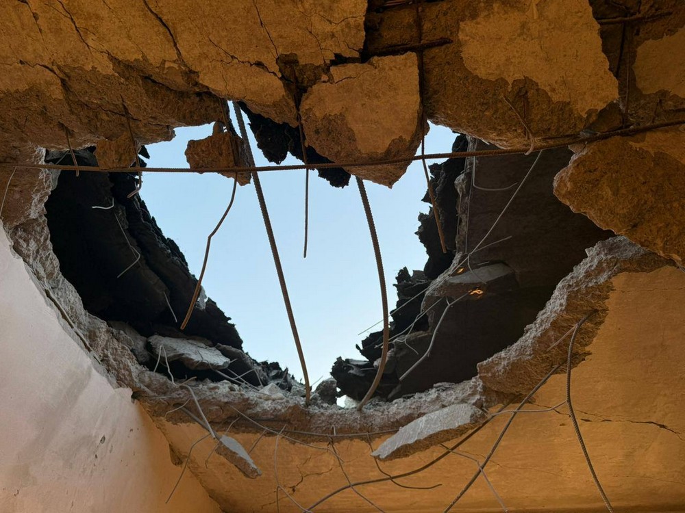 У Нікополі побито будинок культури, у Марганці поранені, також поранено людину у Кам’янському: під ударом ворога були 5 районів області (фото)