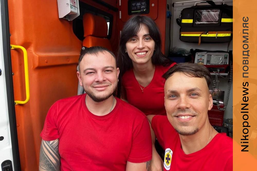 Дії батька стали вирішальними: у Дніпрі врятували 16-річного хлопця після утоплення у басейні 1 Дії батька стали вирішальними: у Дніпрі врятували 16-річного хлопця після утоплення у басейні