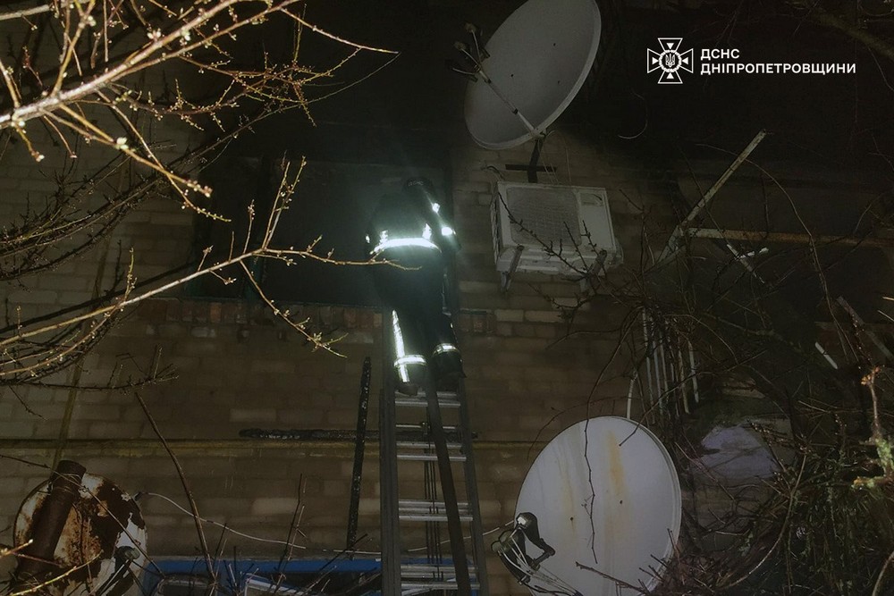 Постраждали три райони: наслідки обстрілів Дніпропетровщини в ніч на 30 березня показали у ДСНС Постраждали три райони: наслідки обстрілів Дніпропетровщини в ніч на 30 березня показали у ДСНС