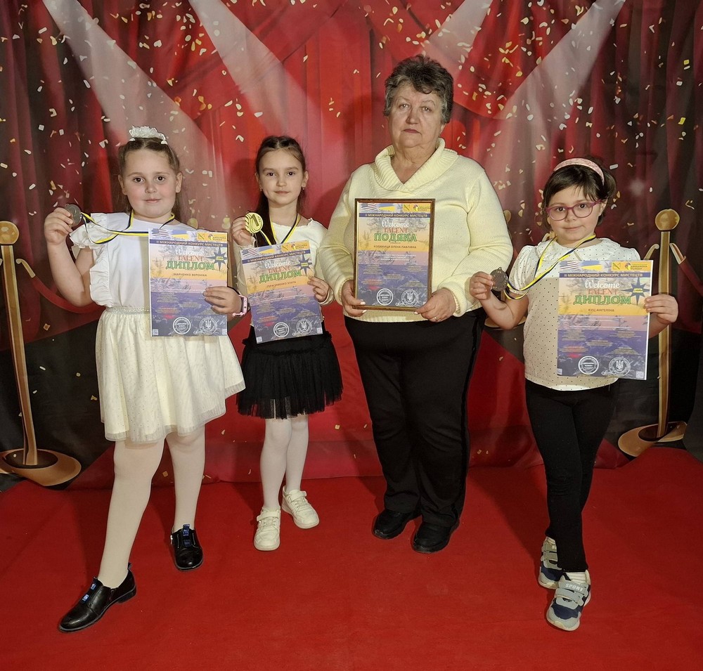 Гімназія №4 Покрова (8)