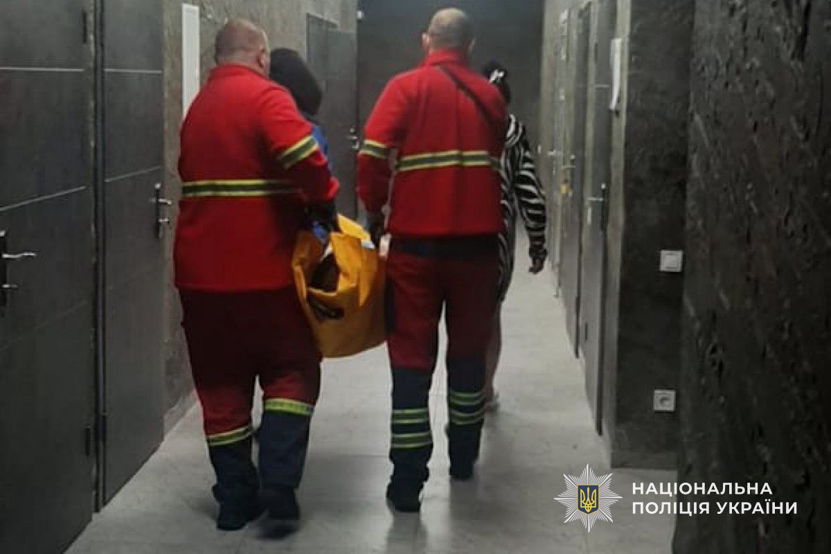 Майже тиждень перебувала у квартирі з померлим сином 3 Майже тиждень перебувала у квартирі з померлим сином 3