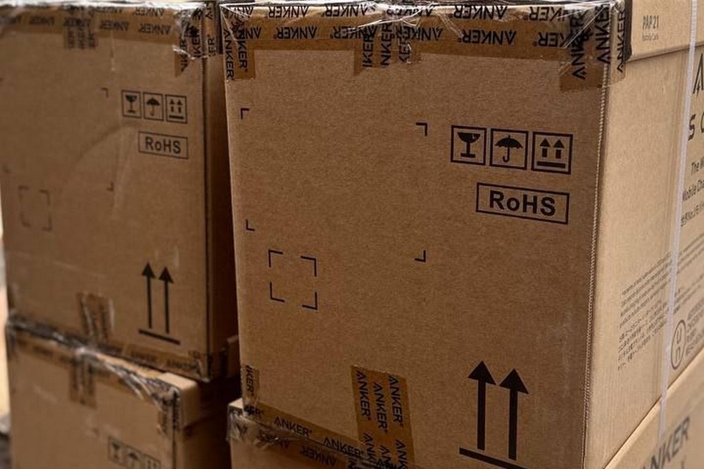  Марганець отримав партію сучасних портативних зарядних станцій