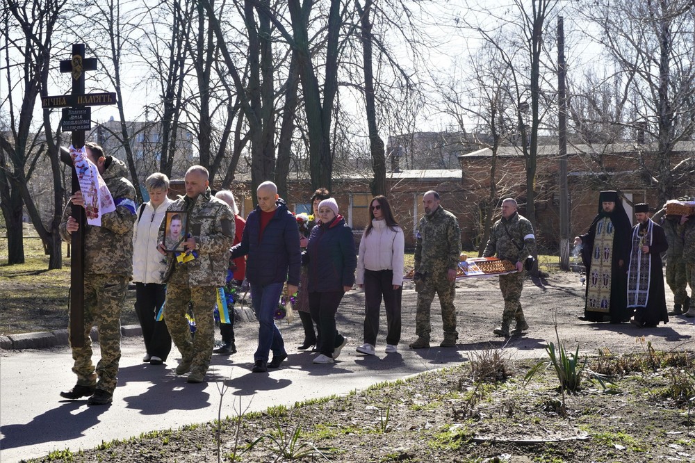Нікополь провів в останню путь Захисника 6