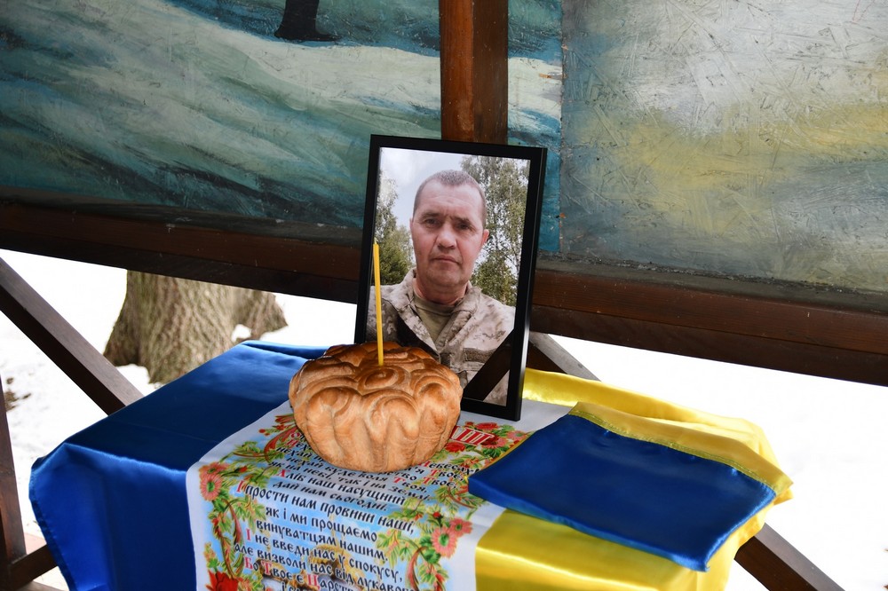 Вбиті росією мешканці Нікопольщини. Захисник з Нікополя Сергій Приладишев 7 березня відзначав би своє 51-річчя. Але йому назавжди 50. І сьогодні ми вшановуємо пам’ять Героя!