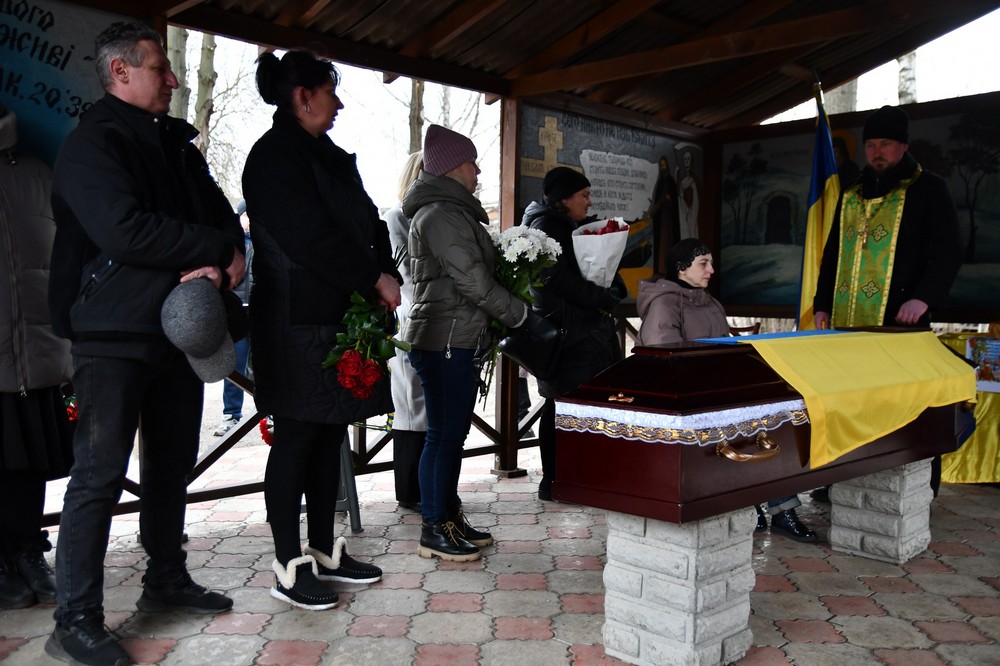 Нікополь сьогодні провів в останню путь полеглого Захисника 2 Нікополь сьогодні провів в останню путь полеглого Захисника 2