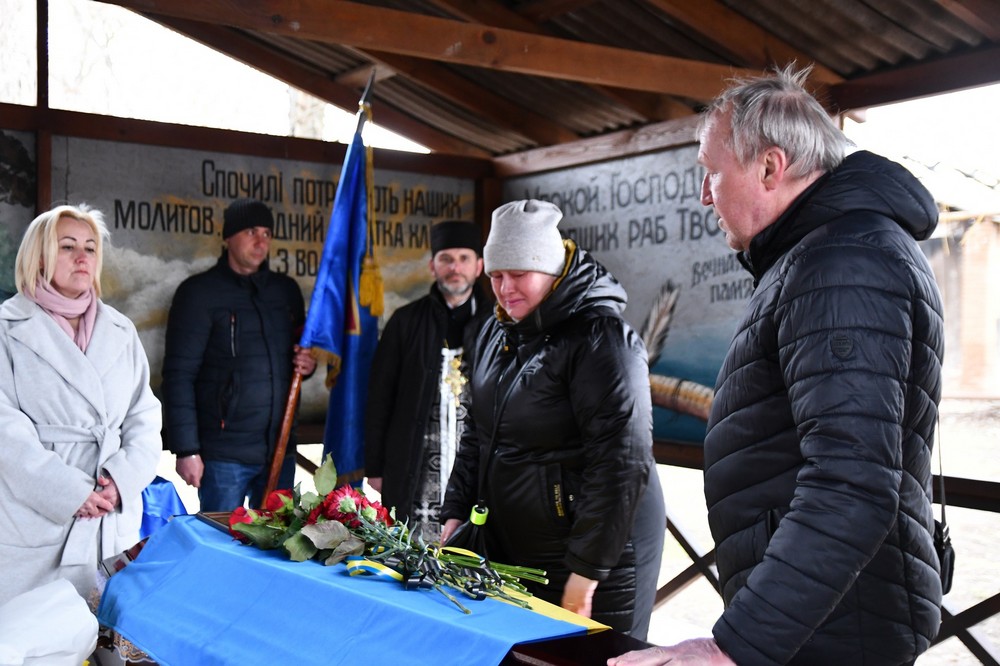 Нікополь сьогодні провів в останню путь полеглого Захисника 5 Нікополь сьогодні провів в останню путь полеглого Захисника 5