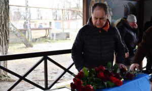 Нікополь сьогодні провів в останню путь полеглого Захисника 8