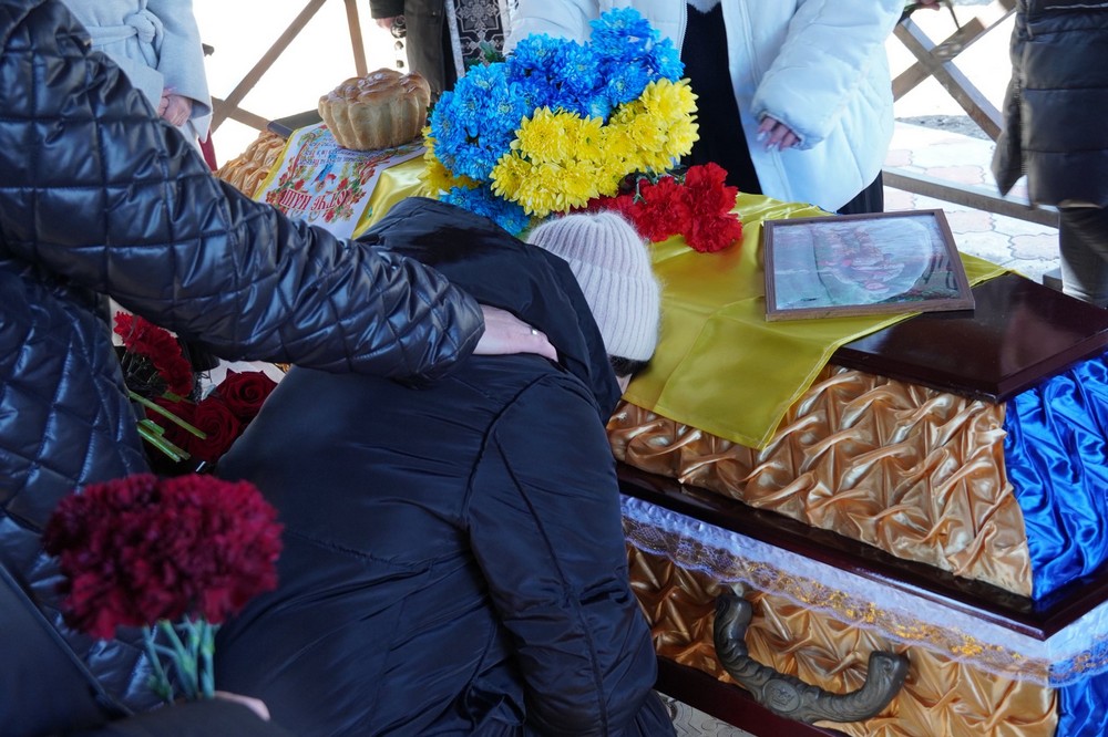 Вбиті росією мешканці Нікопольщини: Захисник з Нікополя Сергій Роговський 24 березня відзначав би своє 49-річчя, але йому назавжди 46… І сьогодні ми вшановуємо пам'ять Героя!