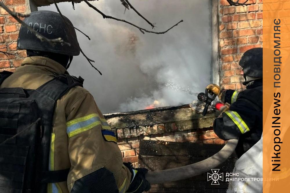 На Нікопольщині надзвичайники врятували 2 людей: наслідки обстрілів Дніпропетровщини 23 березня (фото) 2 Нікопольщині 4