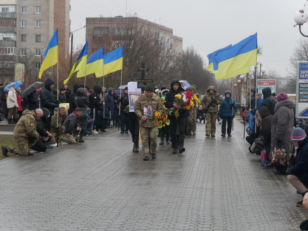 Вбиті росією мешканці Нікопольщини. Захисник з Покрова Віталій Івлєв загинув 6 березня 2023 року. Тож сьогодні треті роковини його смерті, і ми вшановуємо пам’ять Героя.