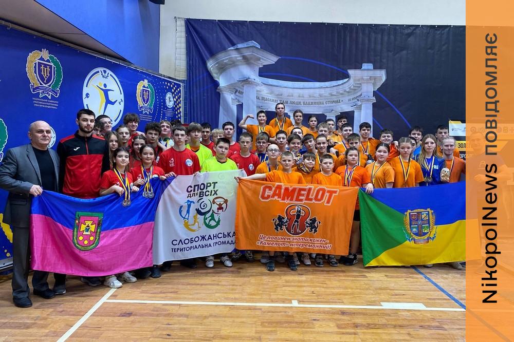 Спортсмени з Нікопольщини вдали виступили на чемпіонаті України з гирьового спорту 3