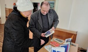 Центральній бібліотеці Нікополя 6