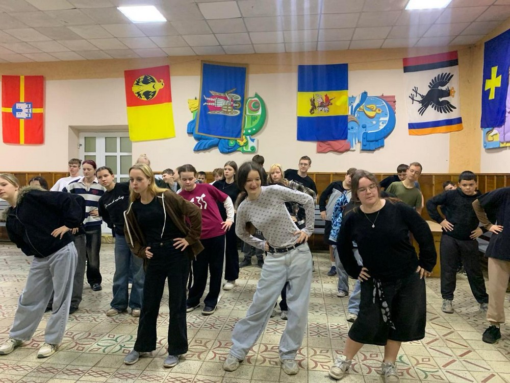 У Нікополі розпочався оздоровчий сезон 2026 року для дітей пільгових категорій (фото) (13) У Нікополі розпочався оздоровчий сезон 2026 року для дітей пільгових категорій (фото) (13)