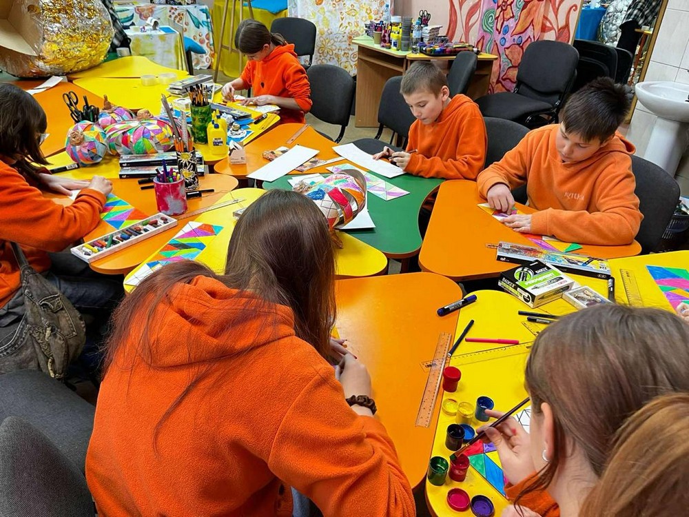 У Нікополі розпочався оздоровчий сезон 2026 року для дітей пільгових категорій (фото) (17) У Нікополі розпочався оздоровчий сезон 2026 року для дітей пільгових категорій (фото) (17)