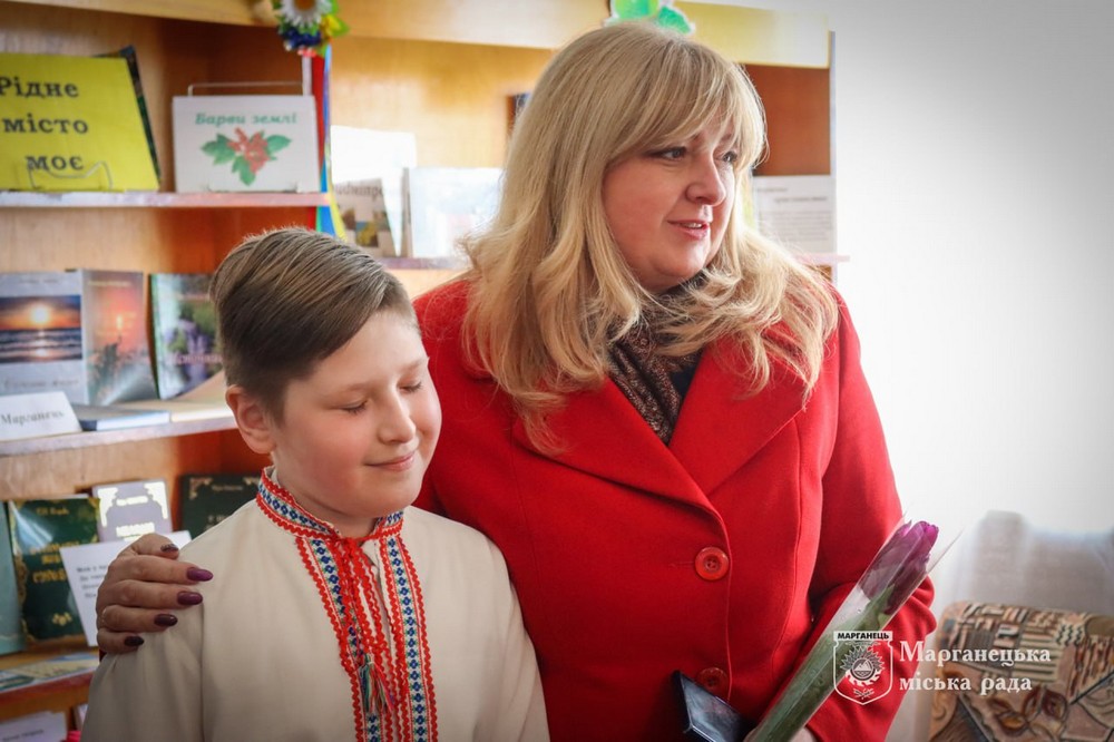  У  бібліотеці Марганця відбулися 6