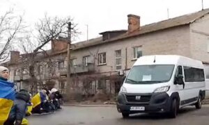 Через довгий час очікування повернувся «на щиті»: Нікопольщина провела в останню путь ще одного Героя (відео)