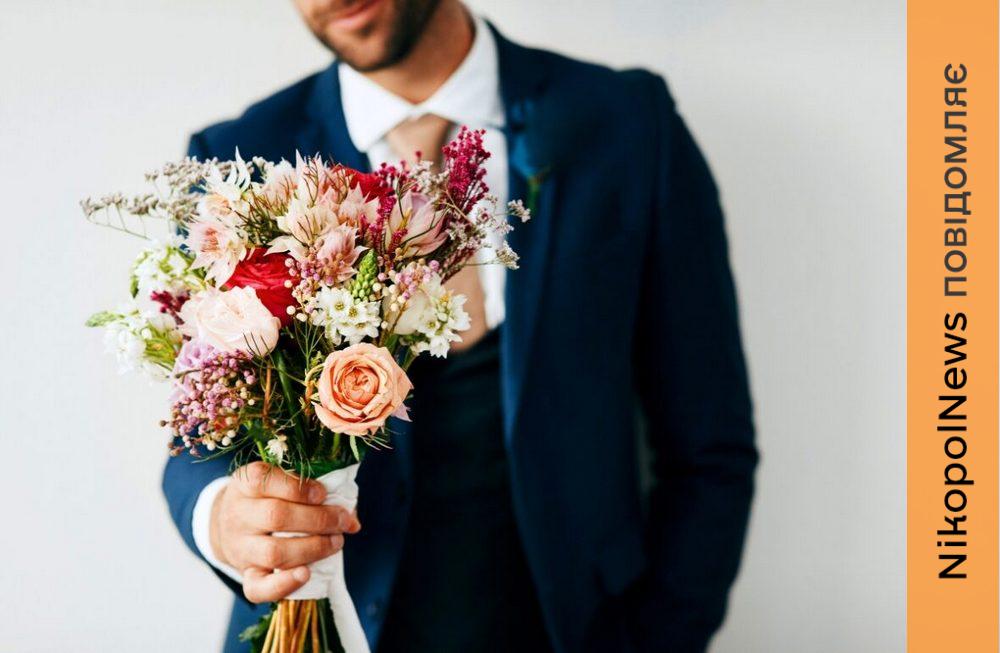 Ціни на квіти у Нікополі напередодні свята весни