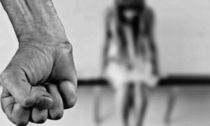 Мешканцям Нікополя розповіли, куди звертатися, якщо ви постраждали або стали свідком насильства