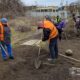 Ліквідовували наслідки обстрілів і висаджували дерева: чим займалися комунальники Марганця з 23 по 29 березня (фото) 42 комунальники Марганця 3