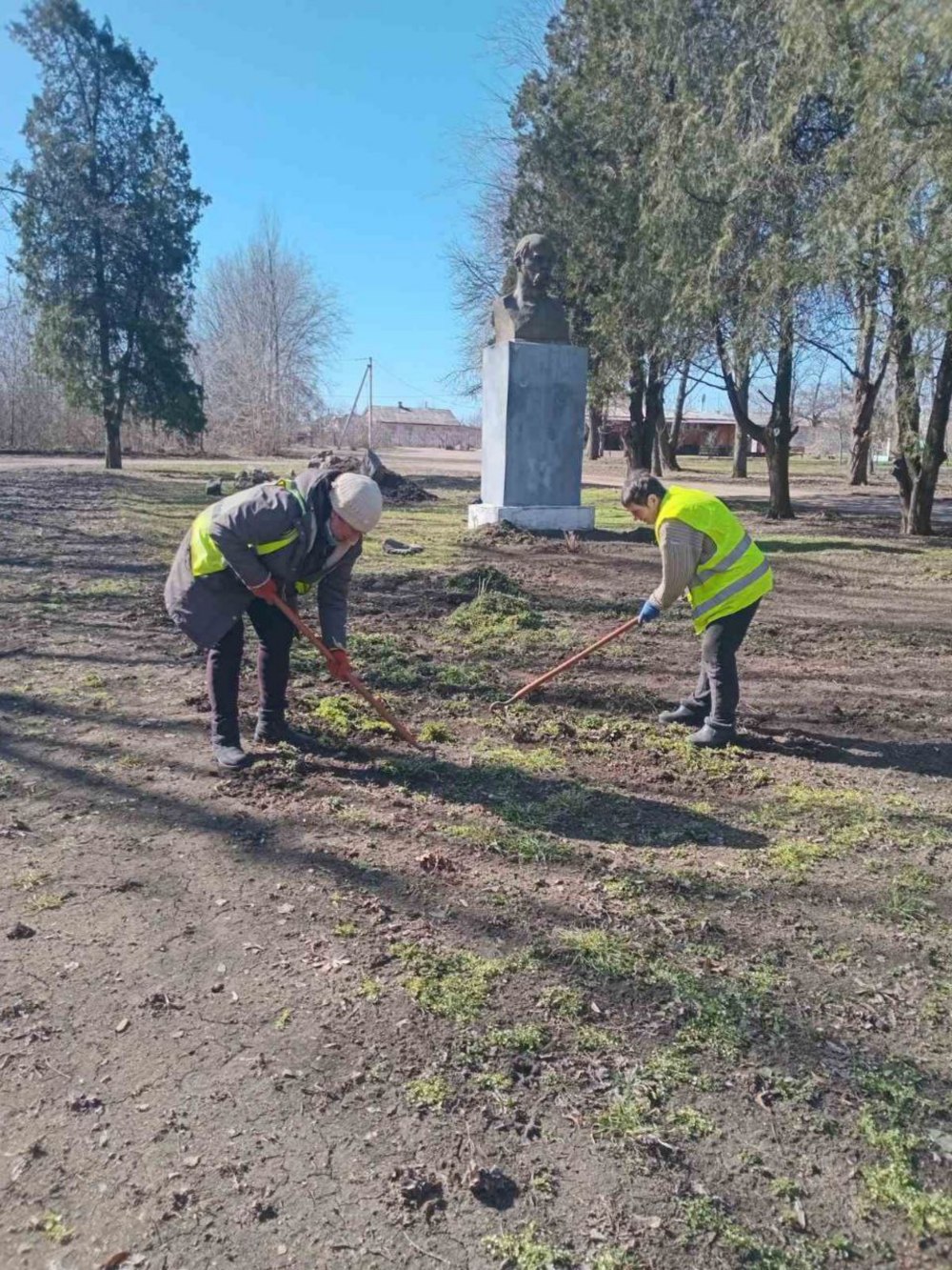 комунальники Марганця 4
