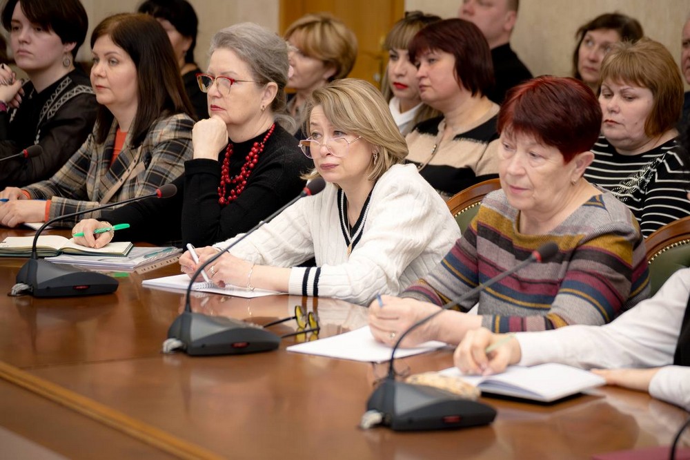 на Дніпропетровщині обговорили підготовку нових Стратегій розвитку закладів освіти (фото) 6