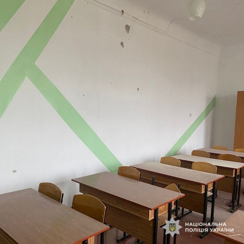 наслідки обстрілів Нікополя та області зафіксували поліцейські 6